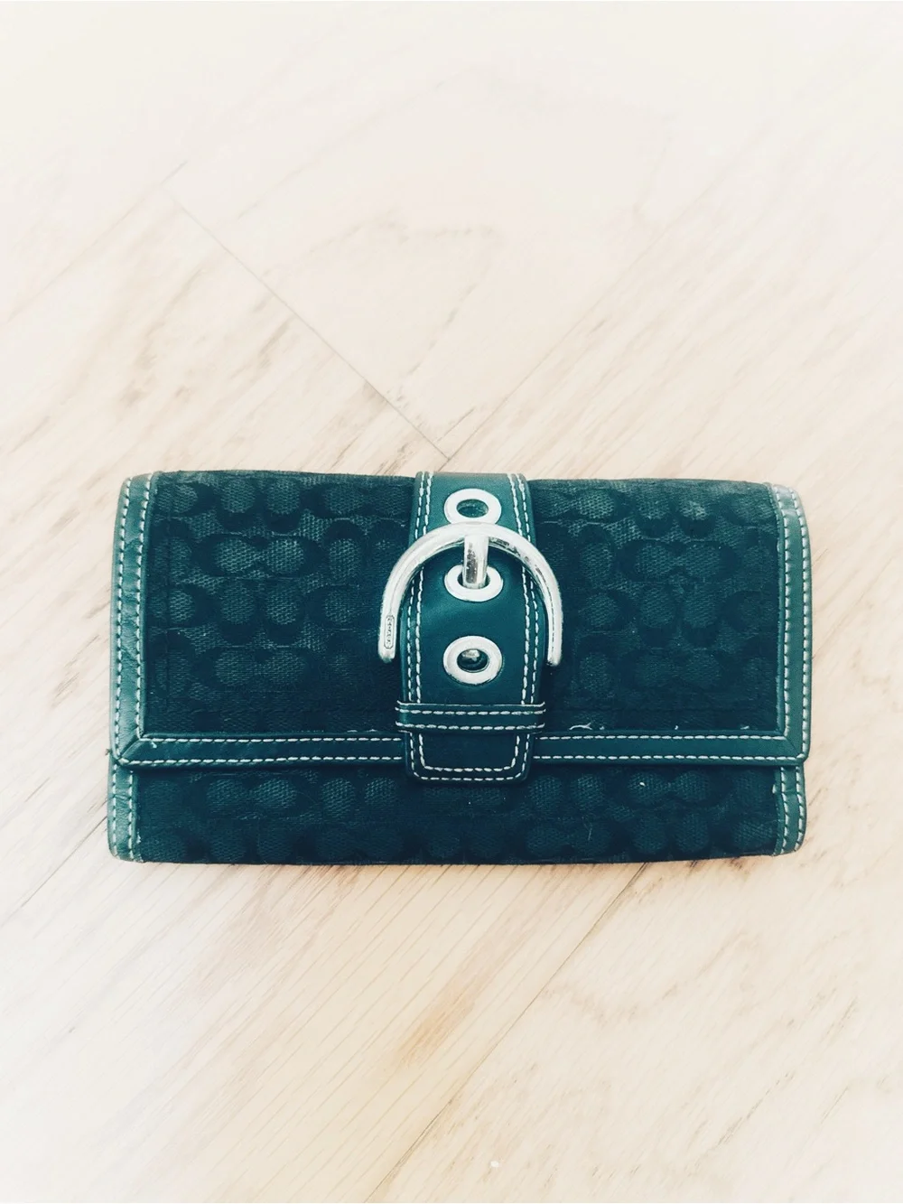 Coach vintage Y2K signature Hampton tote with matching wallet and duster bag